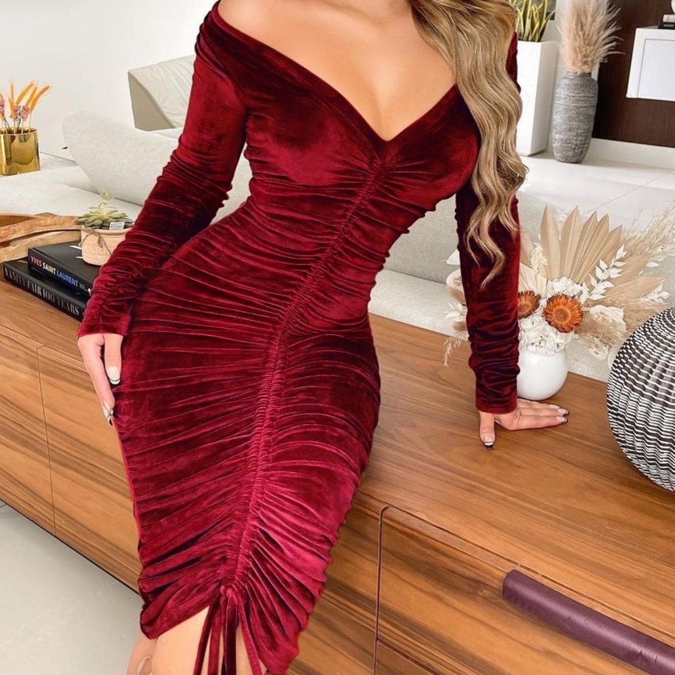 Women&#39;s Dresses V Neck Off The Shoulder Velvet Ruched Mid-length Dresses