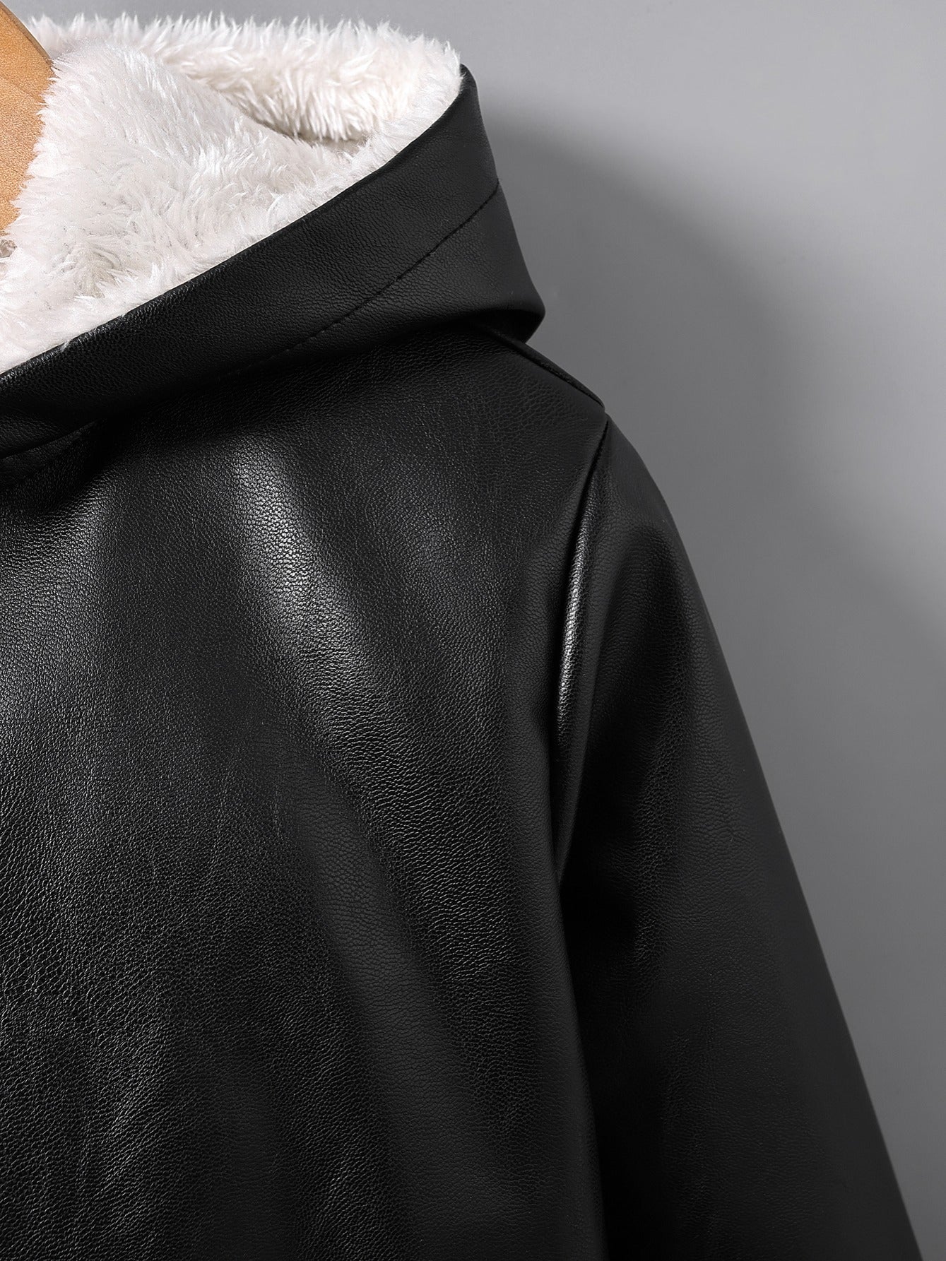 Boys' Faux Leather Jacket with Fleece Lining - Thickened Winter Coat, Full-Zip Front Closure, Machine Washable, Casual Style for Fall/Winter, Regular Fit