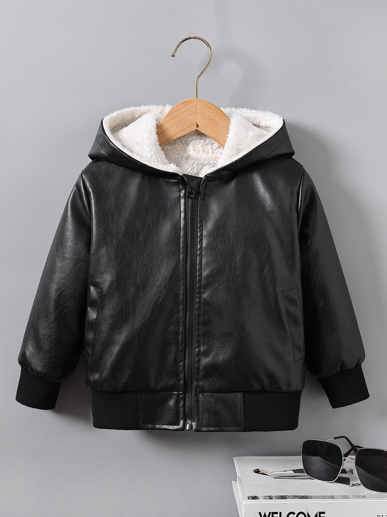 Boys' Faux Leather Jacket with Fleece Lining - Thickened Winter Coat, Full-Zip Front Closure, Machine Washable, Casual Style for Fall/Winter, Regular Fit